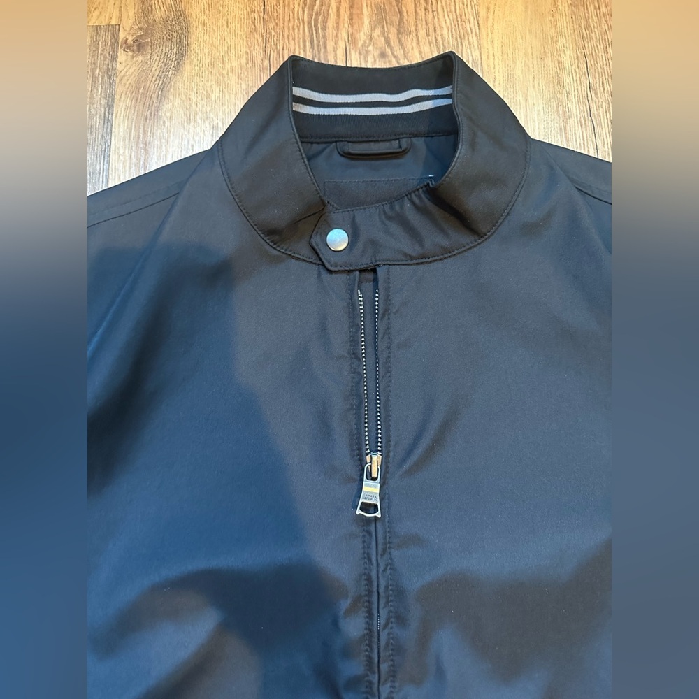 Banana Republic Men's Black Lightweight Jacket - Picture 2 of 5